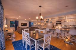 Coastal Bliss Hideaway *Prime Location