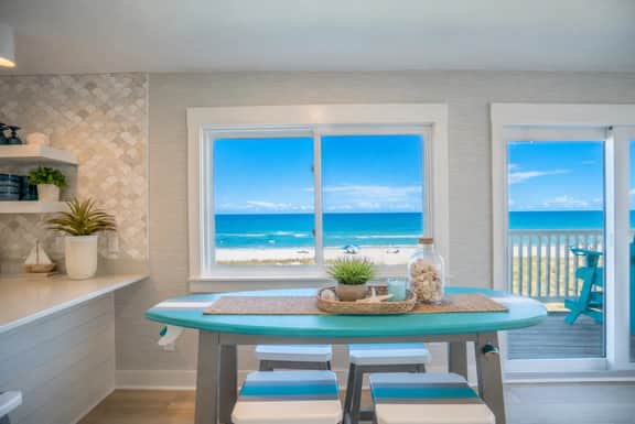 Sun drenched panoramic ocean views 3 king suites