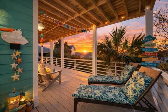 Tidal View Sanctuary Just Steps from the Ocean!