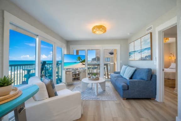 Sun drenched panoramic ocean views 3 king suites